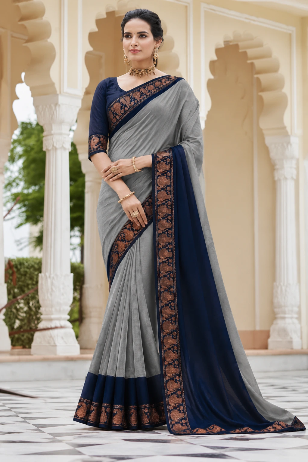 Saree_Fullview